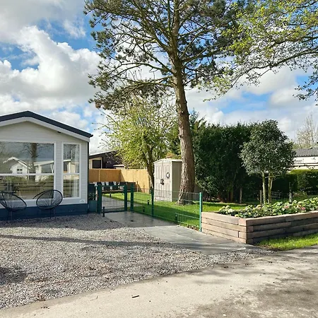 531a Op Recreatiepark De Wielen Chalet