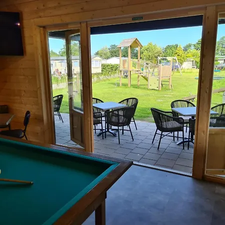 531a Op Recreatiepark De Wielen Chalet